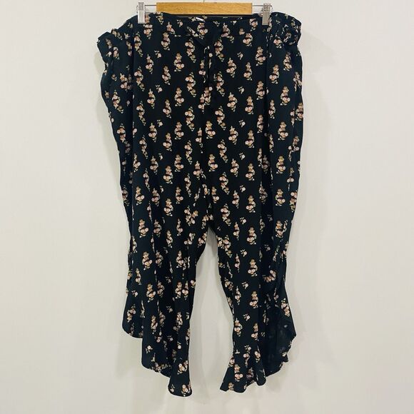 SUSINA 2X Black Floral Pull On Elastic Waist Ruffle Leg Crop Coquette Fairy Pant - Picture 11 of 16